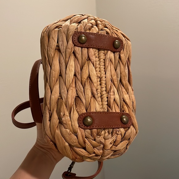 Straw Summer Bag (with detachable strap) - Picture 8 of 11